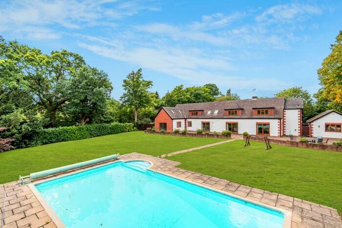 8 Bedroom Detached House For Sale In The Woodlands, Pembury, Tunbridge Wells, TN2