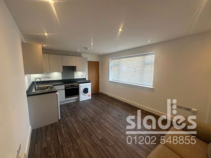 1 Bedroom Flat To Rent In Southbourne Lane East, Southbourne, BH6