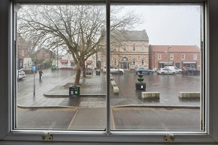 Studio To Rent In High Street, Crowle, Scunthorpe, DN17