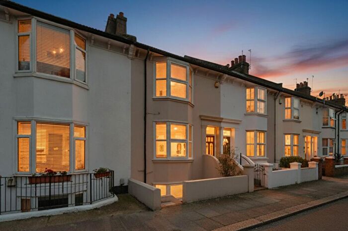 3 Bedroom Terraced House For Sale In Clarendon Road, Hove, BN3