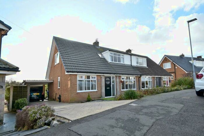 3 Bedroom Semi-Detached Bungalow For Sale In Avon Drive, Bury, BL9