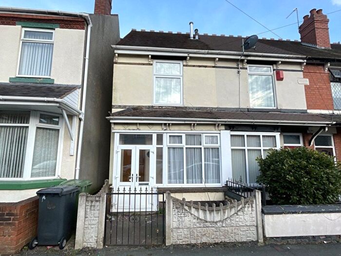 3 Bedroom End Terrace House For Sale In Victoria Road, Wednesfield, Wolverhampton, West Midlands, WV11