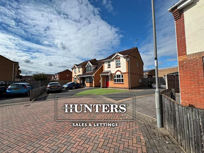 3 Bedroom Semi Detached House To Rent In Shaw Avenue, Normanton, WF6