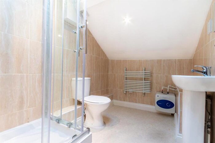 2 Bedroom Apartment To Rent In Grainger Street, Newcastle Upon Tyne, NE1