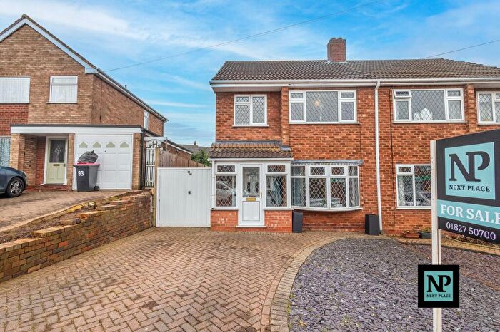 3 Bedroom Semi-Detached House For Sale In Mill Crescent, Kingsbury, B78