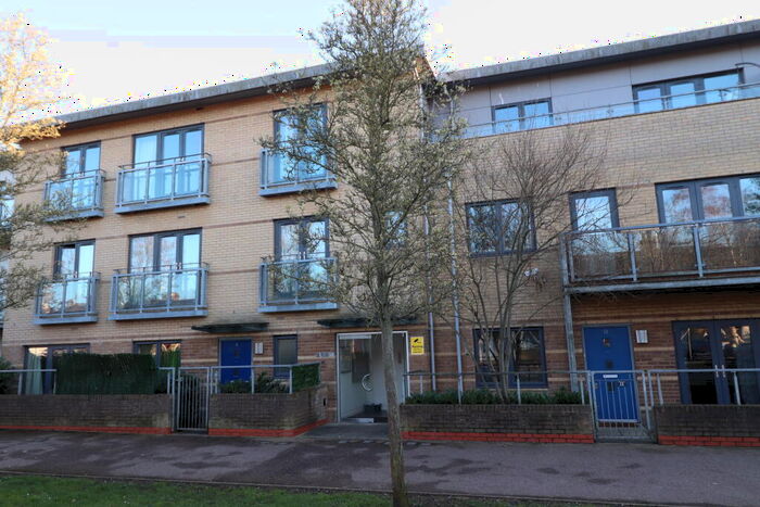 1 Bedroom Apartment To Rent In The Base - Brentwood, CM14