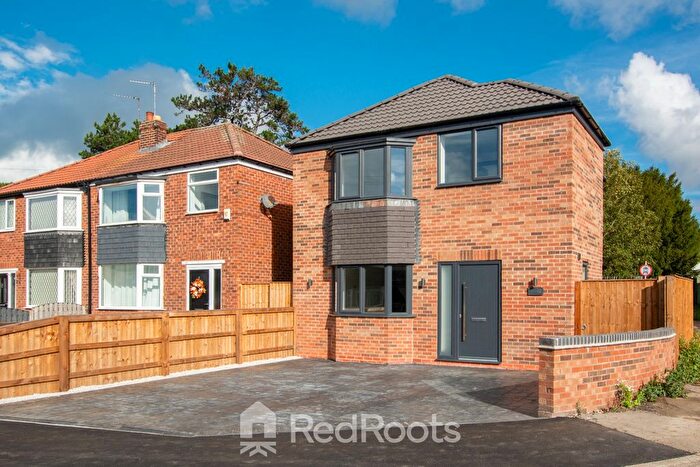 3 Bedroom Detached House For Sale In Eden Grove Road, Edenthorpe, Doncaster, South Yorkshire, DN3