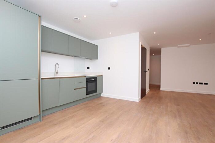 1 Bedroom Flat To Rent In The Willows, Windsor Bridge Road, Bath, BA2