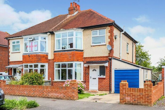 3 Bedroom Semi-Detached House To Rent In Maylands Road, Havant, Hampshire, PO9