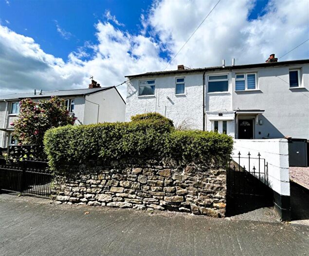 3 Bedroom Semi Detached House For Sale In Crich Lane, Belper, DE56