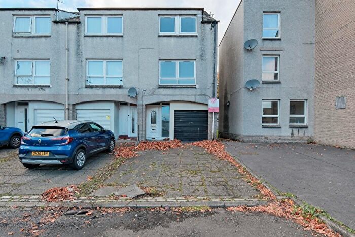 4 Bedroom End Of Terrace House For Sale In Lumley Street, Grangemouth, Falkirk, FK3