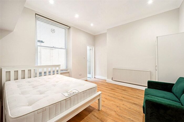 1 Bedroom Flat To Rent In Leinster Gardens, London, W2