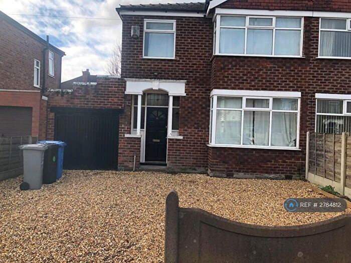 3 Bedroom Semi Detached House To Rent In Bradwell Avenue, Stretford, Manchester, M32