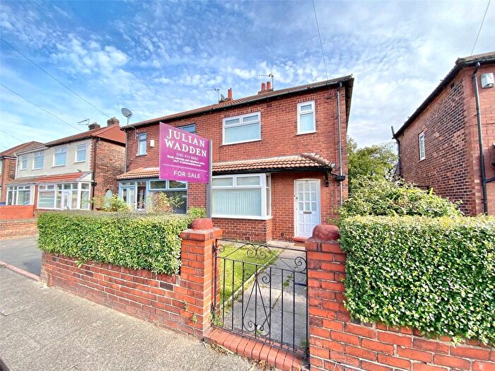 3 Bedroom Semi Detached House To Rent In Lambeth Road, Reddish, Stockport, SK5