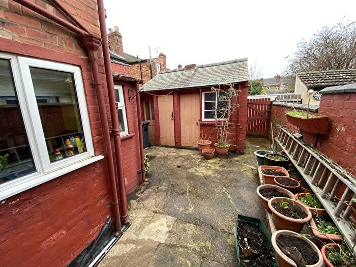 3 Bedroom Terraced House For Sale In Portland Street, Lincoln, Lincolnshire, LN5
