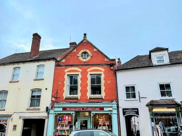 2 Bedroom Flat To Rent In Plough Mews, The Moot, The Homend, Ledbury, Herefordshire HR8