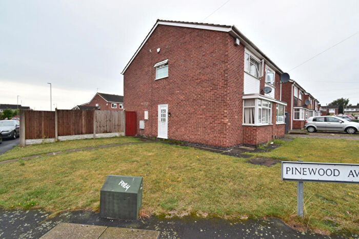 3 Bedroom Semi-Detached House To Rent In Pinewood Avenue, Leicester, LE4