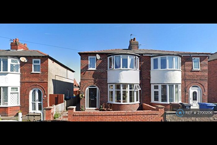 3 Bedroom Semi-Detached House To Rent In Ash Grove, Chorley, PR7