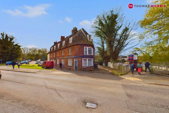 1 Bedroom Apartment To Rent In Bridge Place, Godmanchester, Huntingdon, Cambridgeshire, PE29