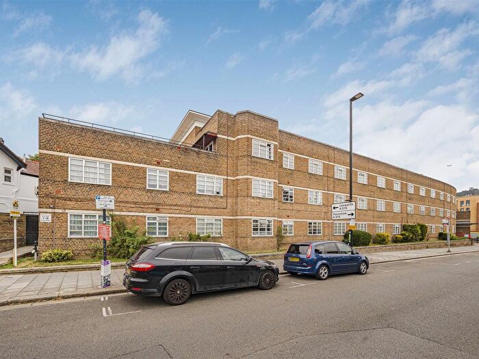 2 Bedroom Flat To Rent In Fire Station, London Road, Isleworth, TW7