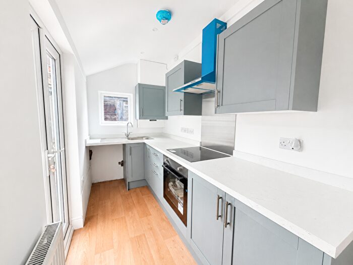 3 Bedroom Terraced House To Rent In Florence Street, Lincoln, LN2