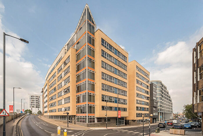 1 Bedroom Apartment To Rent In Headstone Road, Harrow, HA1