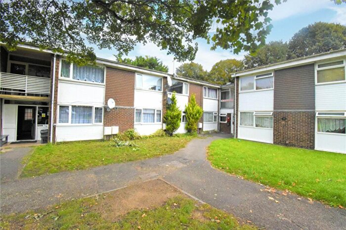 1 Bedroom Apartment To Rent In Chester Street, Reading, Berkshire, RG30