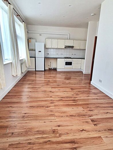 2 Bedroom Flat To Rent In Luton, LU2