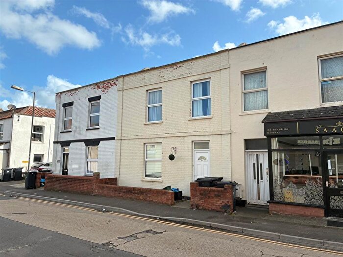 3 Bedroom Terraced House For Sale In Abingdon Street, Burnham-On-Sea, TA8