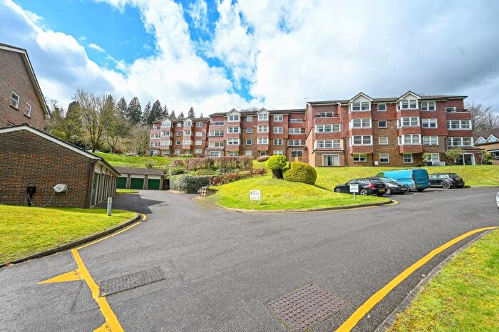 2 Bedroom Flat To Rent In Rookwood Court, , Guildford, GU2