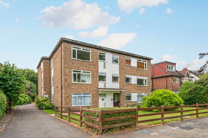 1 Bedroom Flat For Sale In Cambridge Road, London, SW20