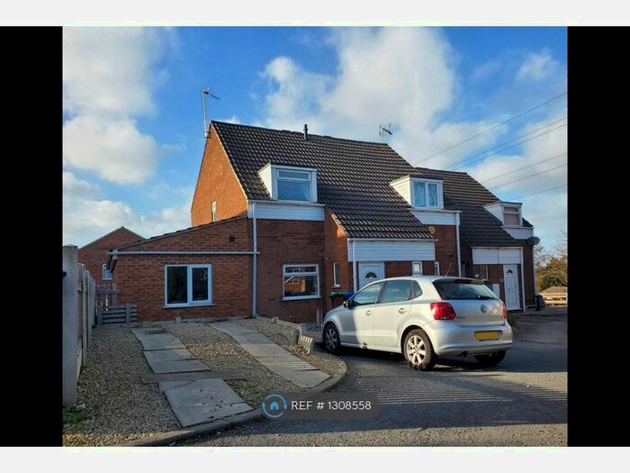 3 Bedroom End Of Terrace House To Rent In Aspen Court, Forest Town, Mansfield NG19