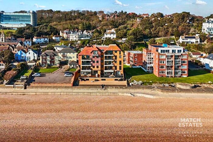 3 Bedroom Flat For Sale In Varne Court, The Riveria, Sandgate, CT20