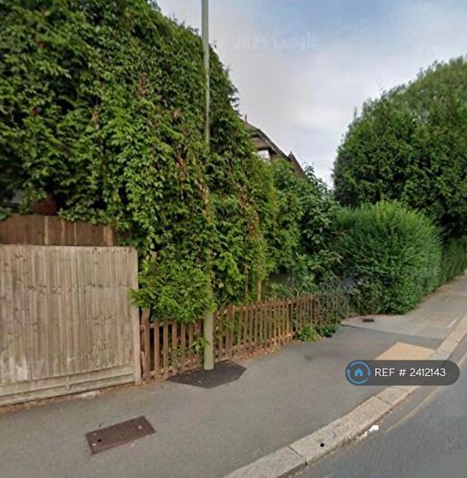 2 Bedroom Semi-Detached House To Rent In Finchley Central, Finchley, N3