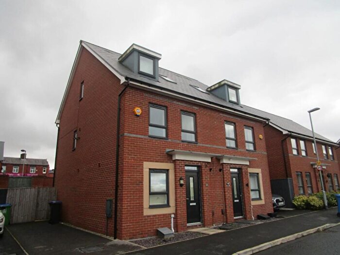 3 Bedroom Semi-Detached House To Rent In Charlton Street, Rochdale, OL11
