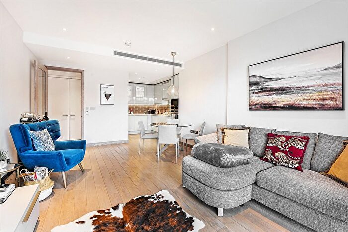 1 Bedroom Flat To Rent In Cummings House, Chivers Passage, London, SW18