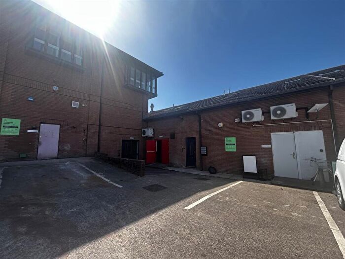 2 Bedroom Flat To Rent In Woodstock Way, Caldicot, NP26