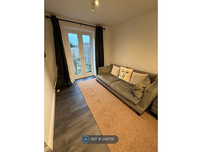 1 Bedroom Semi-Detached House To Rent In Alburgh Close, Bedford, MK42