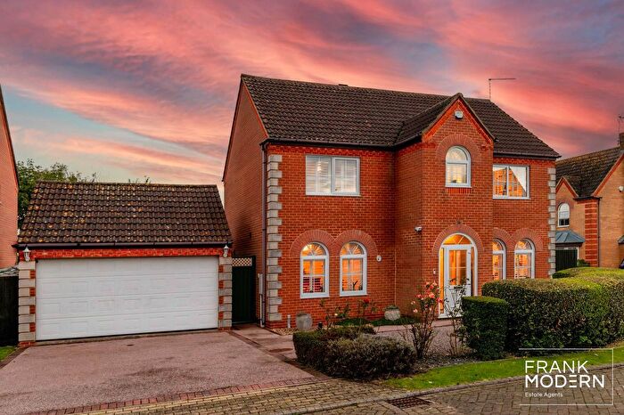 4 Bedroom Detached House For Sale In Townsend Way, Folksworth, PE7
