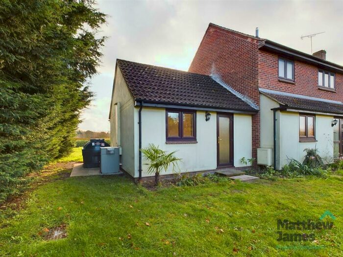 Studio To Rent In Bakers Lane, Colchester, CO3