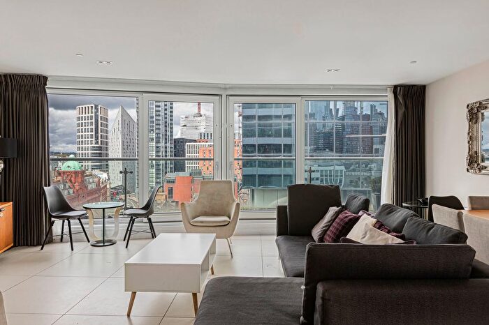 2 Bedroom Flat For Sale In City Road, London, EC1Y