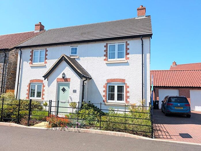 4 Bedroom Detached House For Sale In Walnut Field, Tytherington, Wotton-Under-Edge, GL12