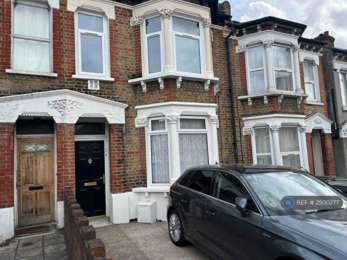 1 Bedroom Flat To Rent In Whitehorse Lane, London, SE25