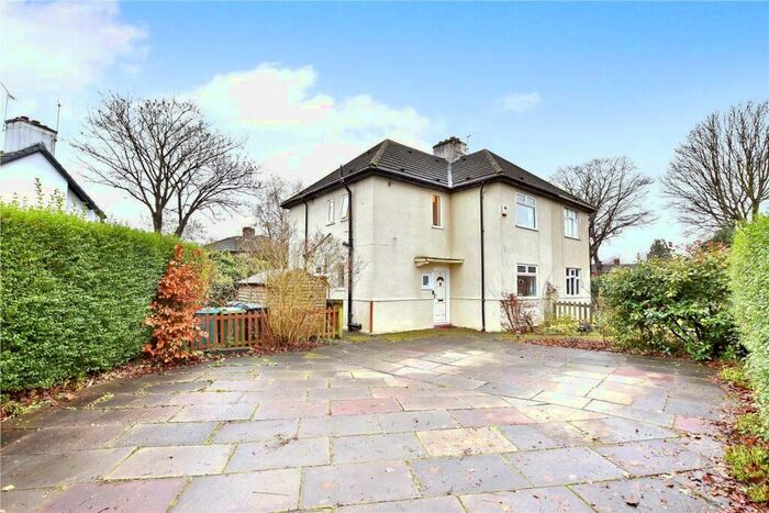 3 Bedroom Semi-Detached House To Rent In The Drive, Didsbury, Manchester, M20