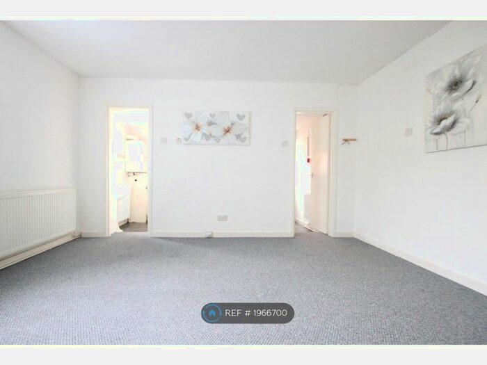 Studio To Rent In Princes Street, Southport, PR8