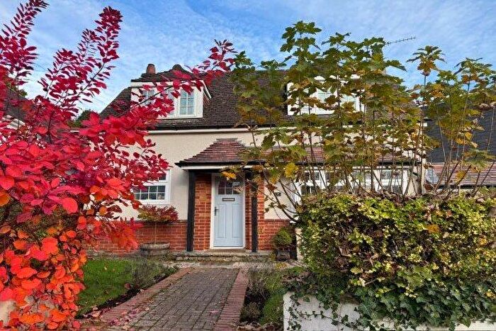 2 Bedroom Property To Rent In Hilldown Road, Southampton, SO17