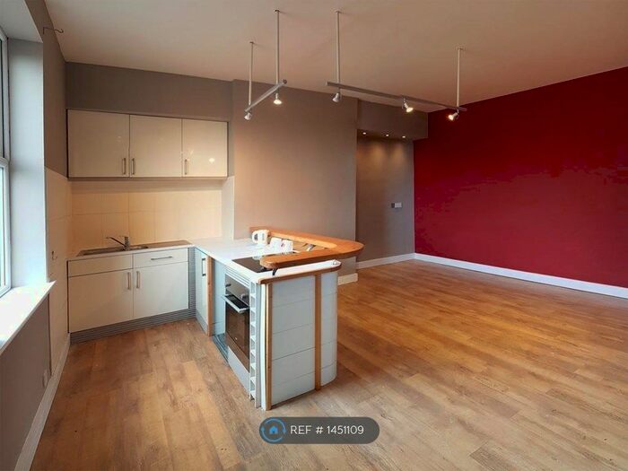 2 Bedroom Terraced House To Rent In Fountain Street, Morley, Leeds, LS27