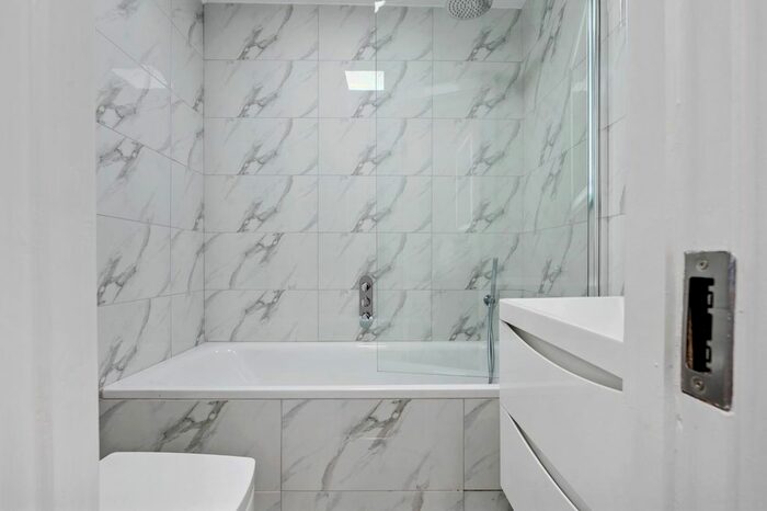 1 Bedroom Flat To Rent In Mount Pleasant Lane, London, E5