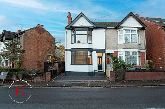 3 Bedroom Semi Detached House For Sale In Earlsdon Avenue North, Coventry, CV5