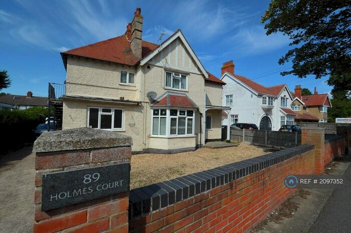 1 Bedroom Flat To Rent In St. Andrews Drive, Skegness, PE25